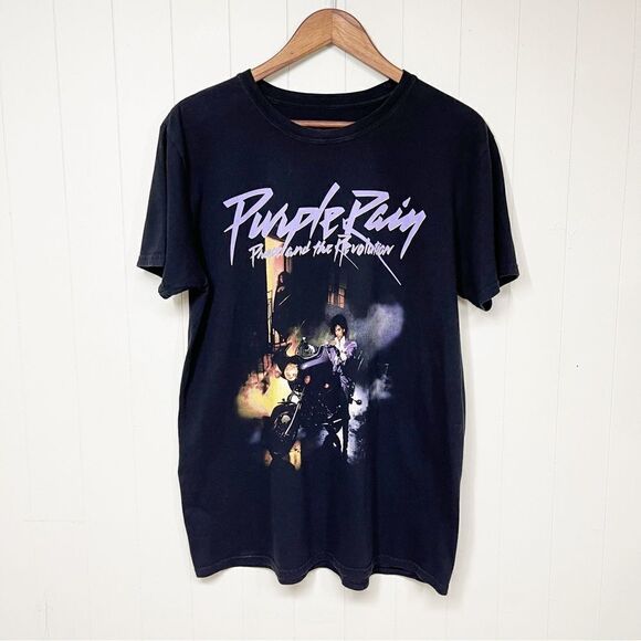 Purple Rain Graphic Tee Shirt Medium - Picture 1 of 5